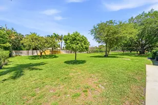 13091 SW 16th Ct, Davie, FL 33325 - Photo 5