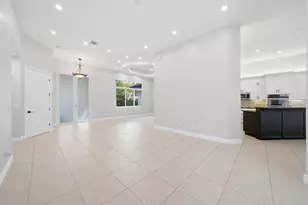 13091 SW 16th Ct, Davie, FL 33325 - Photo 9