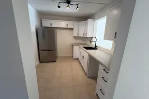 2850 Somerset Dr, Lauderdale Lakes, FL 33311 - Photo 11