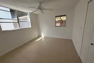 2850 Somerset Dr, Lauderdale Lakes, FL 33311 - Photo 19