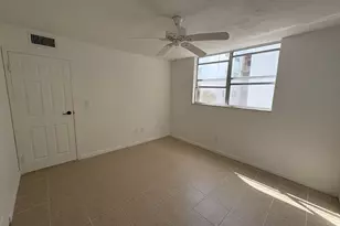 2850 Somerset Dr, Lauderdale Lakes, FL 33311 - Photo 21