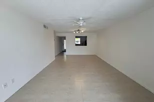 2850 Somerset Dr, Lauderdale Lakes, FL 33311 - Photo 7