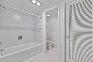 100 Lakeshore Dr, North Palm Beach, FL 33408 - Photo 31