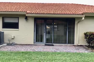 9840 Clusia Tree Dr, Boynton Beach, FL 33436 - Photo 5