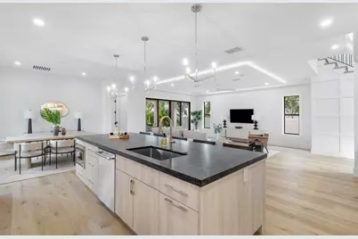 735 SE 4th Avenue, Delray Beach, FL 33483 - Photo 13