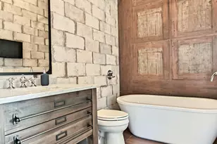 1955 NE 4th St, Deerfield Beach, FL 33441 - Photo 25