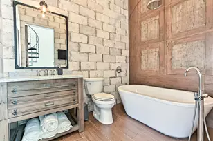 1955 NE 4th St, Deerfield Beach, FL 33441 - Photo 27