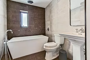 1955 NE 4th St, Deerfield Beach, FL 33441 - Photo 23