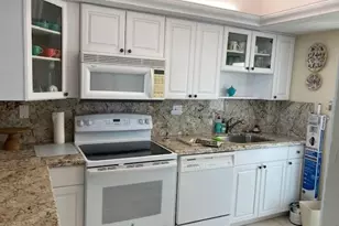 333 NE 21st Ave, Deerfield Beach, FL 33441 - Photo 21