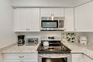 1555 Shirley Pl, Largo, FL 33770 - Photo 11