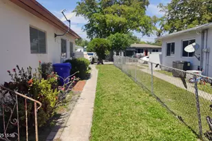 750 NW 52nd St, Miami, FL 33127 - Photo 11