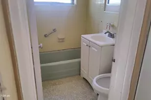 750 NW 52nd St, Miami, FL 33127 - Photo 7