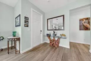 1920 SE Crosswood Wy, Port Saint Lucie, FL 34984 - Photo 3