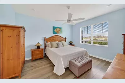 1920 SE Crosswood Way, Port Saint Lucie, FL 34984 - Photo 9