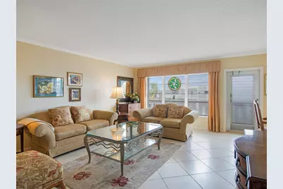 305 Wellington D, West Palm Beach, FL 33417 - Photo 1