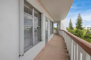 305 Wellington D, West Palm Beach, FL 33417 - Photo 23