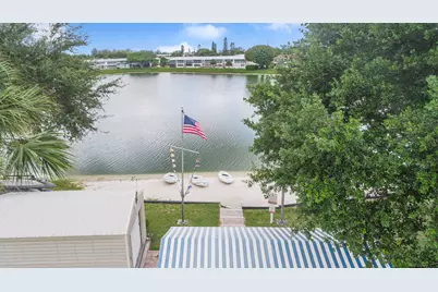 305 Wellington D, West Palm Beach, FL 33417 - Photo 35