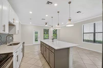 2841 Troubadour Street, Palm Springs, FL 33406 - Photo 15