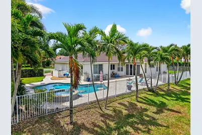 11607 Windsor Bay Place, Wellington, FL 33449 - Photo 5