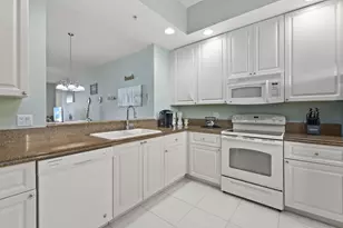 16 W Harbour Isle Dr W, Fort Pierce, FL 34949 - Photo 17