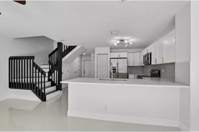 735 NW 42nd Place, Deerfield Beach, FL 33064 - Photo 9