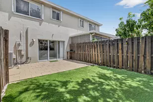 735 NW 42nd Pl, Deerfield Beach, FL 33064 - Photo 39