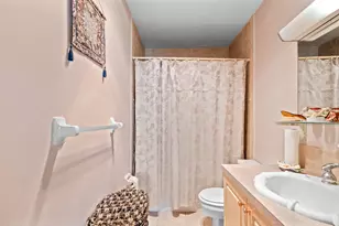 1520 McKinley St, Hollywood, FL 33020 - Photo 11