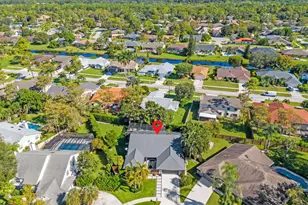 744 Windflower Ct, Wellington, FL 33414 - Photo 37