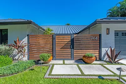 744 Windflower Court, Wellington, FL 33414 - Photo 3