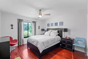 744 Windflower Ct, Wellington, FL 33414 - Photo 23