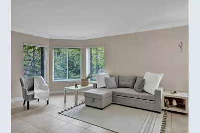 815 W Boynton Beach Boulevard #9-108, Boynton Beach, FL 33426 - Photo 5