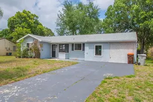 1846 24th Pl SW, Vero Beach, FL 32962 - Photo 1