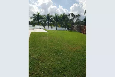801 NW 49th Way, Coconut Creek, FL 33063 - Photo 35