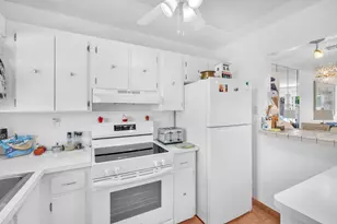 450 SE 7th St, Dania Beach, FL 33004 - Photo 11