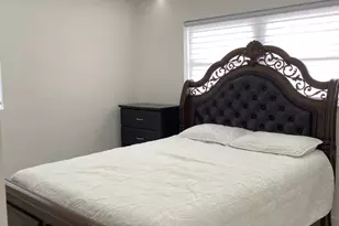 112 E Browning Dr, West Palm Beach, FL 33406 - Photo 9