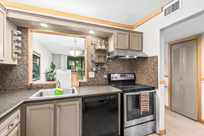 5370 Las Verdes Circle #209, Delray Beach, FL 33484 - Photo 15