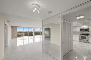 2480 Presidential Way, West Palm Beach, FL 33401 - Photo 7