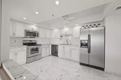 2480 Presidential Way #704, West Palm Beach, FL 33401 - Photo 11
