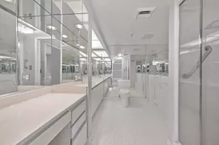 2480 Presidential Way, West Palm Beach, FL 33401 - Photo 17