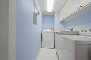 2480 Presidential Way, West Palm Beach, FL 33401 - Photo 27