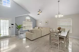 126 Hammocks Ct, Greenacres, FL 33413 - Photo 3