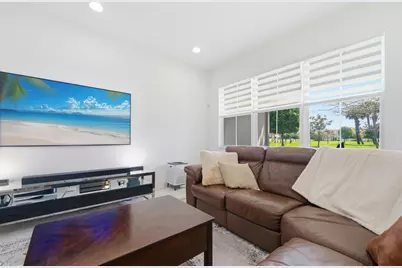 54 Palm Lane, Royal Palm Beach, FL 33411 - Photo 7