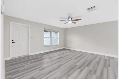 1164 NW 45th Terrace, Lauderhill, FL 33313 - Photo 7