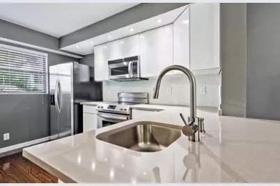 7675 NW 79th Avenue #114, Tamarac, FL 33321 - Photo 3