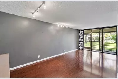 7675 NW 79th Avenue #114, Tamarac, FL 33321 - Photo 9