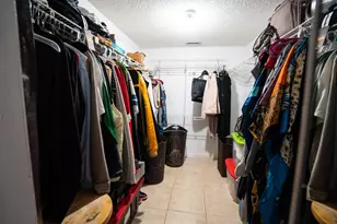 112 Lake Emerald Dr, Oakland Park, FL 33309 - Photo 17