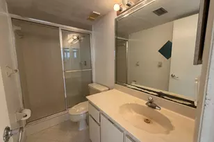 112 Lake Emerald Dr, Oakland Park, FL 33309 - Photo 11