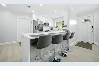 2740 SE 7th Street, Pompano Beach, FL 33062 - Photo 11