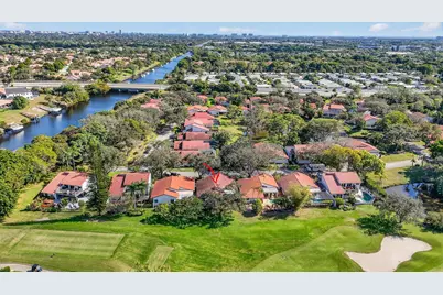 661 Hollows Circle, Deerfield Beach, FL 33442 - Photo 43