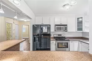 1202 SE Madison Ave, Stuart, FL 34996 - Photo 7